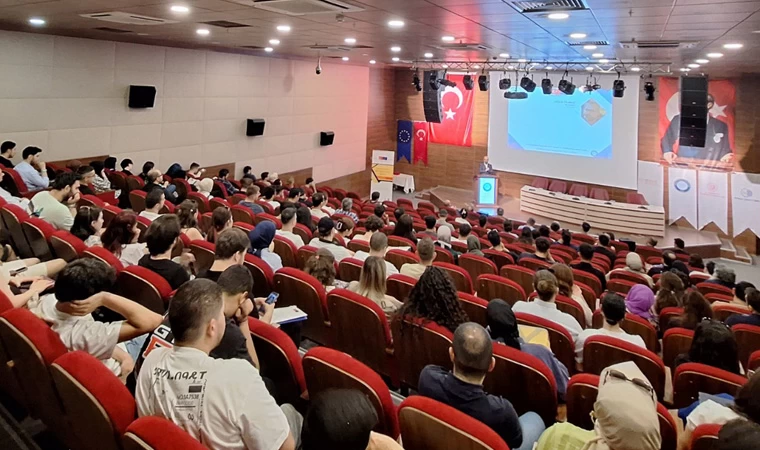 Gazi Üniversitesin'de Girişimcilik Konferansı gerçekleştirildi!